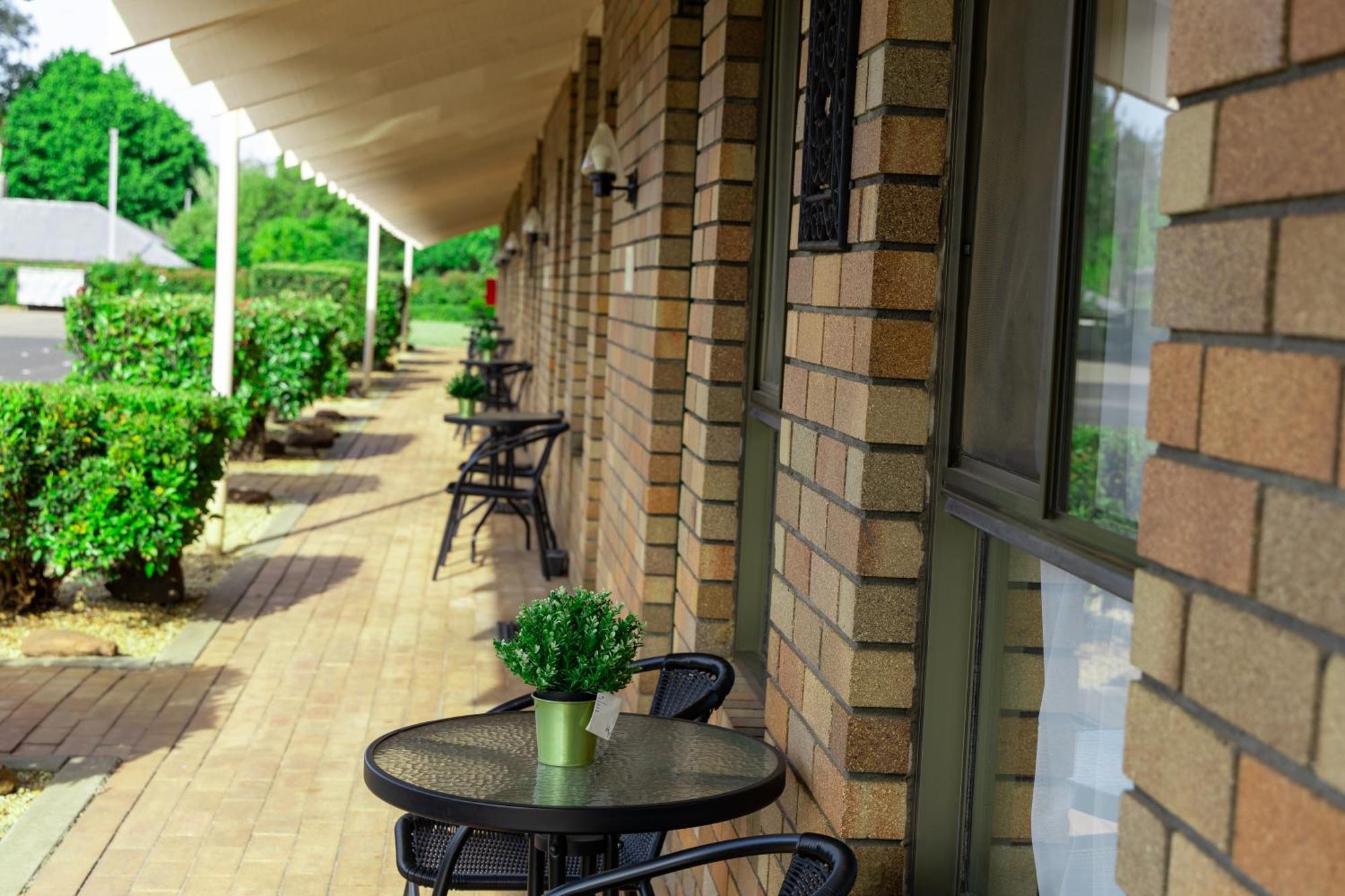 All Travellers Motor Inn Coonabarabran Exterior foto